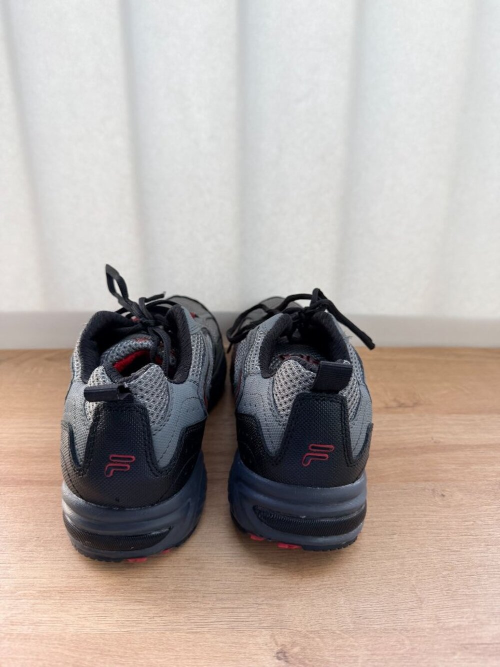 Fila Memory Foam Coolmax Athletic Sneakers Gray Red Men’s Size 9.5 - Picture 5 of 15